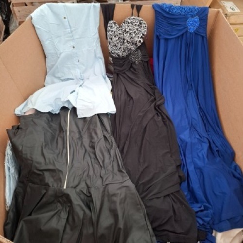 300 + BRAND NEW MIXED CLOTHING LOT CONTAINING TRICOTONIC COLLECTION DRESS IN RED IN LARGE, LUCAS & EMMA DRESS IN BLUE IN SIZE SMALL,, TRICOTONIC COLLECTION DRESS IN BLACK AND SILVER IN SIZE SMALL,ETC, ( IN 1 PALLET BOX)