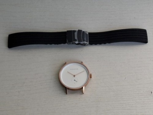 10 X BRAND NEW KANSKE STAINLESS STEEL WATCH IN COLOUR ROSE GOLD WITH 10 BLACK RUBBER STRAPS (NOTE NO STRAP SPRING BARS )