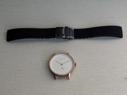 10 X BRAND NEW KANSKE STAINLESS STEEL WATCH IN COLOUR ROSE GOLD WITH 10 BLACK RUBBER STRAPS (NOTE NO STRAP SPRING BARS )