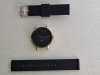 10 X BRAND NEW KANSKE STAINLESS STEEL WATCH IN COLOUR GOLD WITH 10 BLACK RUBBER STRAPS (NOTE NO STRAP SPRING BARS )