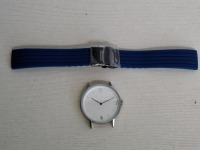 10 X BRAND NEW KANSKE STAINLESS STEEL WATCH IN COLOUR SILVER WITH 10 NAVY BLUE RUBBER STRAPS (NOTE NO STRAP SPRING BARS )