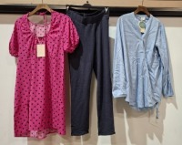 20 X BRAND NEW MIXED MAMALICIOUS CLOTHING LOT TO INCLUDE CHAMBRAY TOP - NIGHT PANTS - SHORT DRESS - LACE MAXI DRESS ETC
