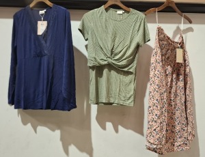 20 X BRAND NEW MIXED MAMALICIOUS CLOTHING LOT TO INCLUDE MIDI DRESS - JUNE TOP - TESS TOP - ACTIVE TIGHTS - ETC ALL IN VARIOUS SIZES