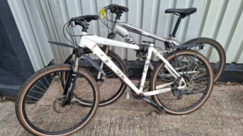 2 X MOUNTAIN BIKES SPECIALISED 1 IN SIZE 48CM AND 1 IN SIZE 44CM