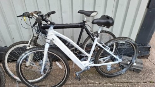 2 X UNBRANDED MOUNTAIN BIKES 1 IN SIZE 40 AND 1 IN SIZE 54