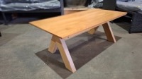 1 X HANDMADE SOLID OAK COFFEE TABLE IN SIZE L105 X D50 X H37 CM