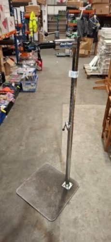 1 X PARKTOOL PRS - 3-2 DELUXE BIKE REPAIR STAND