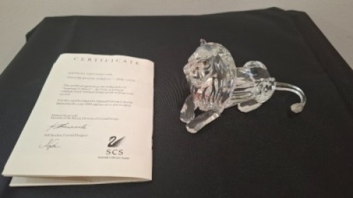 1 X SWAROVSKI CRYSTAL ANNUAL EDITION 1995 AFRICA THE LION - COLLECTOR'S ITEM - RRP &pound;200 - (NOTE COMES FROM PRIVATE COLLECTOR / VIEWING IS ADVISED)