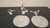 3 X PIECE SWAROVSKI GLASS FIGURINES LOT CONTAINING 1 X GOOSE MOTHER - RRP &pound;55 ,1 X GOSLING - RRP &pound;45 , 1 X SWAROVSKI KIWI - RRP &pound;80 COLLECTOR'S ITEMS - TOTAL RRP &pound;180 - (NOTE COMES FROM PRIVATE COLLECTOR / VIEWING IS ADVISED)