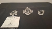 3 X PIECE SWAROVSKI GLASS FIGURINES LOT CONTAINING 1 X BLOW FISH SMALL - RRP &pound;55 , 1 X BLOWFISH LARGE - RRP &pound;100 , 1 X FROG MINI WITH GREEN EYES - RRP &pound;50 , - COLLECTOR'S ITEMS - TOTAL RRP &pound;&pound;205 - (NOTE COMES FROM PRIVATE COLLECTOR / VIEWING IS ADV