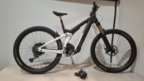 SCOTT PATRON 900 TUNED BIKE MODEL: 286513 SIZE: M ORIG RRP &pound;8149 PATRON ERIDE CARBON FRAME FOX 38 FACTORY 160MM FORK FOX NUDE T ERIDE EVOL, 160MM, TWINLOC SRAM X01-GX EAGLE 12 SPEED BOSCH CX, 750WH POWERTUBE SHIMANO XT 4 PISTON DISC BRAKES MAXXIS FOLDABLE