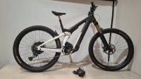 SCOTT PATRON 900 TUNED BIKE MODEL: 286513 SIZE: M ORIG RRP &pound;8149 PATRON ERIDE CARBON FRAME FOX 38 FACTORY 160MM FORK FOX NUDE T ERIDE EVOL, 160MM, TWINLOC SRAM X01-GX EAGLE 12 SPEED BOSCH CX, 750WH POWERTUBE SHIMANO XT 4 PISTON DISC BRAKES MAXXIS FOLDABLE