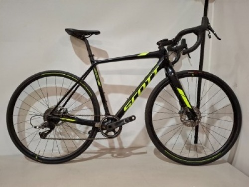 SCOTT ADDICT CX 10 DISC BIKE MODEL: 241465 SIZE: M-54 ORIG RRP &pound;4899 FRAME CARBON FORK CARBON WHEELS 700C CARBON DRIVE TRAIN 1 X 11 GROUP SET FORCE POWER METER NONE BRAKES SRAM FORCE HYDRAULIC DISC