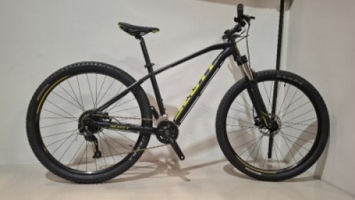 SCOTT ASPECT 950 BIKE MODEL: 286342 SIZE: M ORIG RRP &pound;749 ASPECT 700/900 ALLOY FRAME SUNTOUR XCT30-HLO 100MM FORK SHIMANO ALTUS 18 SPEED TEKTRO HYD. DISC BRAKES KENDA BOOSTER TYRES CONDITION: GOOD (SEE ALL IMAGES)