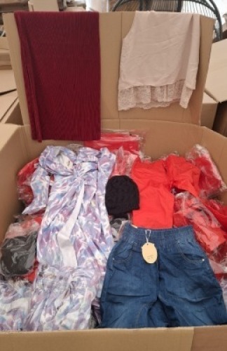 400 + BRAND NEW MIXED CLOTHING LOT CONTAINING LOVE DENIM PANTS IN ORANGE IN SIZE UK 6 , COPPEWISE PARIS MULTI - COLOURED LONG DRESS IN SIZE LARGE , WOOLY BEANIE HAT IN BLACK , BY SASHA SHORT JEANS IN BLUE IN SIZE M ETC IN 1 PALLET BOX