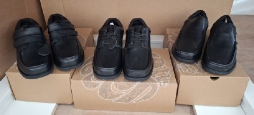 20 X PAIRS OF BRAND NEW PRETTY GREEN SHOES CONTAINING WALTHAM SLIP SN00/HARROW VELCRO SN00 AND HARROW LACE SN00 IN BLACK ALL IN SIZE 10 TOTAL RRP &pound;1280