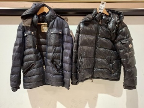 1 X MONCLER BLACK HOODED COAT IN SIZE SMALL (NOTE ITEM HAS BEEN WORN )