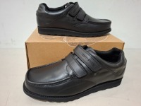 20 X PAIRS OF BRAND NEW PRETTY GREEN SHOES CONTAINING HARROW VELCRO SN00 IN BLACK ALL IN SIZE 9 TOTAL RRP &pound;1280