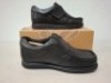 24 X PAIRS OF BRAND NEW PRETTY GREEN KIDS SHOES CONTAINING WALTHAM VELCRO CH00 IN BLACK ALL IN SIZE 2.5 EACH RRP &pound;44.99 TOTAL RRP &pound;1080