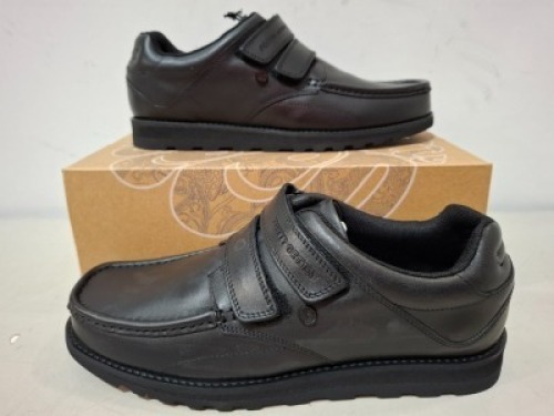 30 X PAIRS OF BRAND NEW PRETTY GREEN SHOES CONTAINING HARROW VELCRO IN BLACK ALL IN SIZE 8 RRP EACH &pound;80 TOTAL RRP &pound;1600