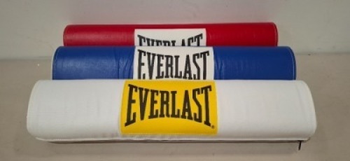 250 X BRAND NEW EVERLAST BUCKLE COVERS IN RED , BLUE AND WHITE FOR BOXING RING ROPES- ON ONE PALLET
