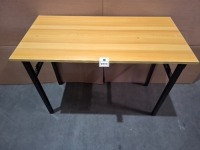4 X BRAND NEW FOLDABLE TABLES SIZE 100X50X75CM