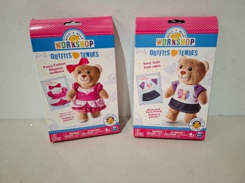 84 X PIECE BRAND NEW BUILD A BEAR WORKSHOP FASHION OUTFITS FOR SMALL STUFFED ANIMAL CLOTHING GIFT BOX SETS IN 15 BOXES