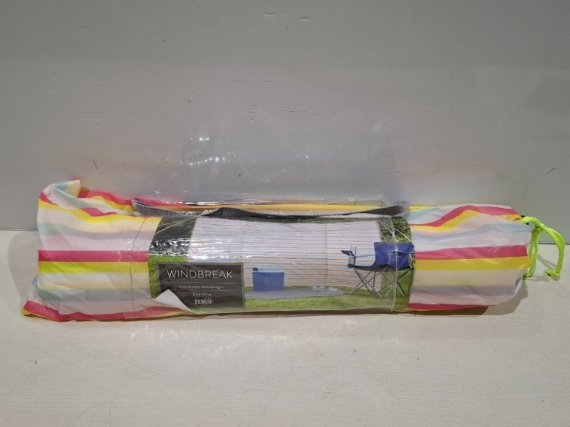 24 X BRAND NEW WINDBREAKS LIGHTWEIGHT IDEAL FOR CAMPING / CARAVANNING IN SIZE 375 X 130 - RRP EACH &pound;15 - TOTAL RRP FOR LOT &pound;360 IN 4 BOXES