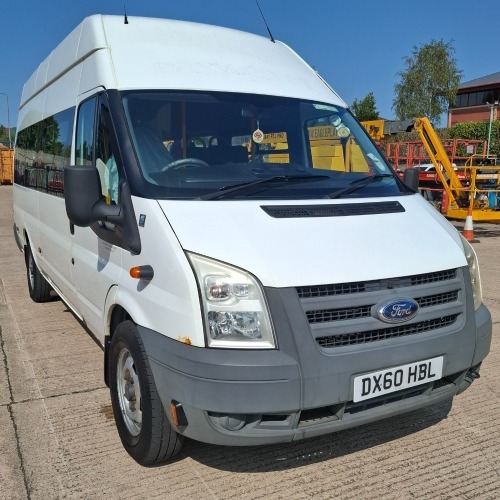 WHITE FORD TRANSIT 115 T350L RWD ACCESSIBILITY MINIBUS WITH TAIL LIFT - DIESEL - 2402 CC REG: DX60 HBL MILES: 113,717 1ST REGISTERED 18/11/2010 WITH V5 MOT UNTIL 20/5/2026 2 KEYS TOTAL CAPACITY INC DRIVER: 10 CURRENT SERVICE HISTORY SINCE PURCHASE & LIFT 