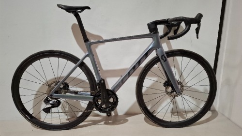SCOTT ADDICT RC 15 ROAD BIKE IN GREY CODE: 290358 SIZE: M ORIG RRP &pound;6199 (+ PREMIUM FOR ADDITIONAL ENG WORK) ADDICT RC DISC HMX CARBON FRAME ADDICT RC HMX FORK SHIMANO ULTEGRA DI2 DISC 24 SPEED SCHWALBE ONE RACE-GUARD TYRES STEERERS HAVE BEEN CUT OUT (STA