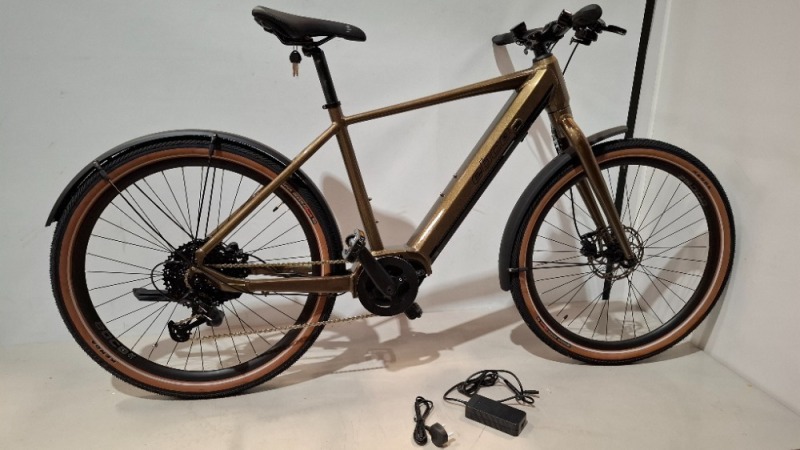 EBCO ADVENTURE 3R ROADSTER HYBRID ELECTRIC BIKE CONDITION: AS NEW SIZE: S RRP &pound;1399 WITH CHARGER