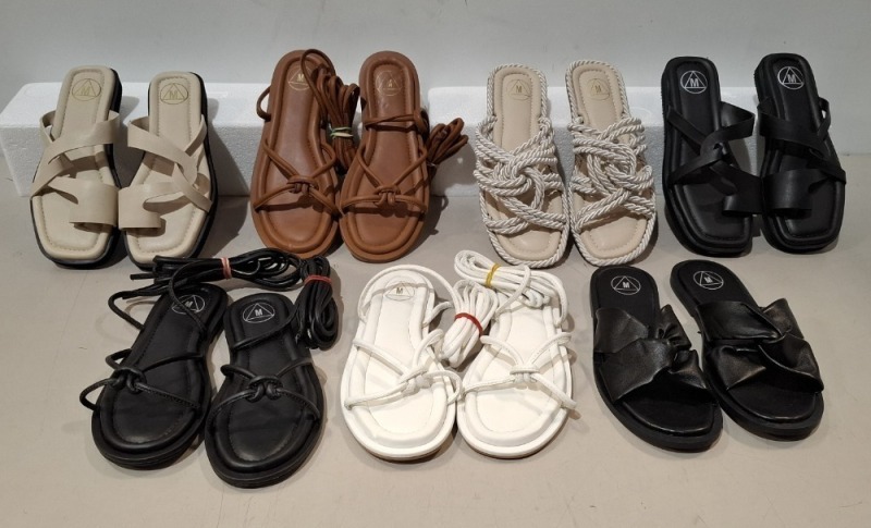 40 X PAIRS OF BRAND NEW MIXED MISSGUIDED FOOTWEAR LOT TO INCLUDE TWISTED TOE POST FLAT SANDALS - FAUX LEATHER KNOTTED FLAT SANDALS - PADDED TIE UP SANDALS - CHUNKY STRAP SLIDERS ETC ALL IN VARIOUS SIZES IN 1 TRAY