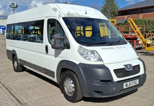 WHITE PEUGEOT BOXER 435 L4H2 HDI ACCESSIBILITY MINIBUS 2198 CC REG:: WL61 FSG MILEAGE: 189,844 1ST REGISTERED 11/1/2012 WITH V5 MOT UNTIL 22/12/2025 WITH 1 KEY TOTAL CAPACITY INC DRIVER: 17 CURRENT SERVICE HISTORY SINCE PURCHASE & LIFT CERTIFIED UNTIL AT