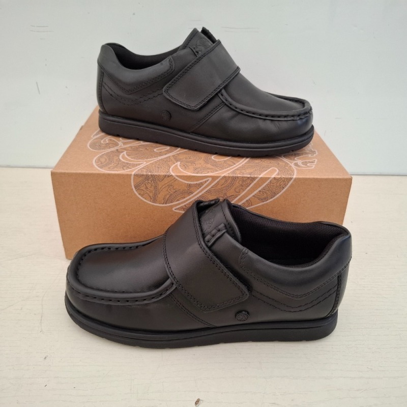 20 X PAIRS OF BRAND NEW KIDS PRETTY GREEN PG WALTHAM VELCRO SHOES IN BLACK IN SIZE 1.5.UK - RRP EACH &pound;45 - TOTAL RRP FOR LOT &pound;900