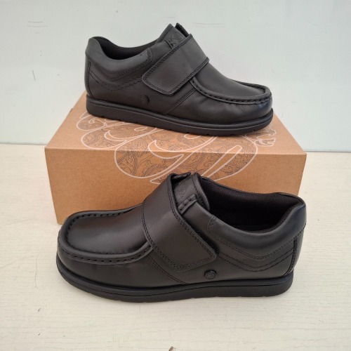 20 X PAIRS OF BRAND NEW KIDS PRETTY GREEN PG WALTHAM VELCRO SHOES IN BLACK IN SIZE C13 - RRP EACH &pound;45 - TOTAL RRP FOR LOT &pound;900