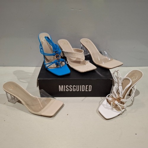 30 X BRAND NEW MISSGUIDED SHOES LOT CONTAINING PERSPEX BLOCK HEEL MULE SANDAL IN SAND , STRAPPY RING DETAIL HEELED SANDAL IN WHITE , NATURAL FLIP FLOP MULE HEELED SANDAL ETC ALL IN SIZE 5
