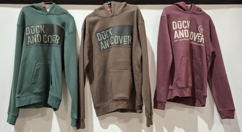 20 X BRAND NEW MIXED CROSSHATCH AND DUCK AND COVER HOODIES IN VARIOUS COLOURS, BLUE, RED, NAVY BLUE, GREEN, BLACK ETC, IN VARIOUS SIZES, S, M, L, XL, 2XL,