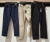 23 X BRAND NEW DUCK AND COVER JEANS IN VARIOUS COLOURS BLACK , NAVY BLUE , GREY , STONE ETC IN VARIOUS SIZES 32 , 38 , 34 , 36 , 30 ETC