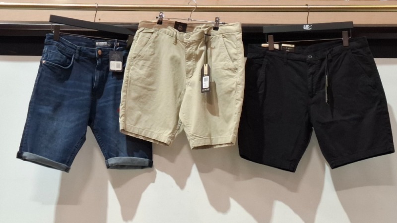 20 X BRAND NEW MIXED DENIM JEANS SHORTS LOT CONTAINING, DUCK AND COVER AND CROSSHATCH IN BLACK, BLUE AND STONE IN SIZES, 32, 34, 36, 38