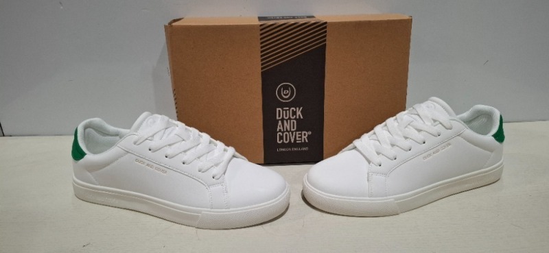 15 X BRAND NEW DUCK AND COVER CLASPAR MENS TRAINERS IN VARIOUS COLOURS WHITE / GREEN , BLACK , STONE , WHITE IN SIZES UK 8 AND UK 9 - RRP EACH &pound;25 - TOTAL RRP FOR LOT &pound;375