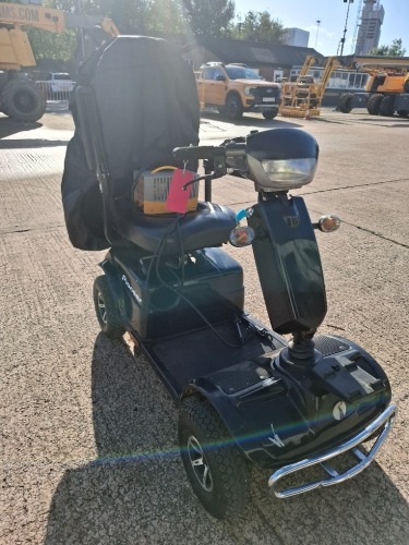 PIONEER MOBILITY SCOOTER IN BLACK WITH BATTERY & CHARGER 35 MILE RANGE - MAX SPEED 8 MPH RRP &pound; 2,200 CONDITION - FAIR SOME SCRATCHES (TESTED WORKING & SEE ALL IMAGES FOR CONDITION )