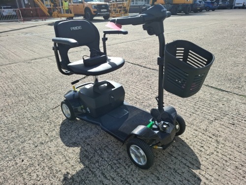 PRIDE APEX ALUMA MOBILITY SCOOTER IN BLACK WITH BATTERY & CHARGER 10 MILE RANGE - MAX SPEED 4/ MPH RRP &pound; 1,395 CONDITION - GOOD (TESTED WORKING & SEE ALL IMAGES FOR CONDITION )