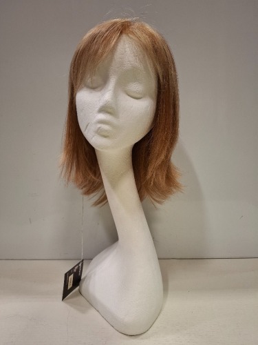 1 X BRAND NEW GINGER WITH BLONDE HIGHLIGHTS COLOURED MID LENGTH & STRAIGHT WITH FLICKED OUT ENDS HAIRED WIG - RRP &pound;400.00 (CODE 4, ITEM 703)