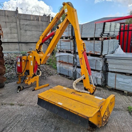 TWOSE TF500 HEDGECUTTER/FLAIL MACHINE NO: TF500LH D S/N: 31611707OLL