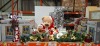 50 X MIXED CHRISTMAS LOT IN A FULL BAY CONTAINING, SNOW BLOWING LIT MUSICAL FRAME, LARGE SANTA BEAR, FROSTED JAR IN RED AND GREEN, CHRISTMAS WREATH IN GREEN AND GOLDEN, ETC, (PLEASE NOTE CUSTOMER RETURNS)