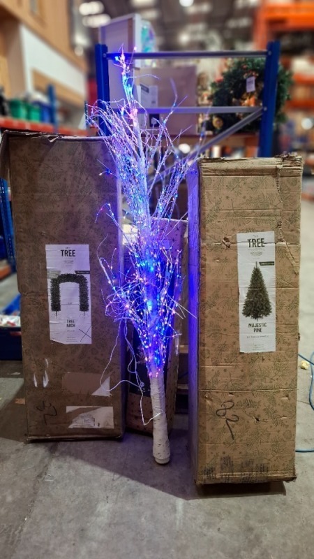 14 X MIXED CHRISTMAS TREE AND LIGHTS LOT CONTAINING, PRE-LIT SLIM RIDGEMERE PINE TREE WITH 140 MULTI ACTION LEDS, NORDMANN FIR PVC TREE 1.8M, BIRCH TREE 1.5M WITH 560 LEDS INDOOR AND OUTDOOR USE, ETC (PLEASE NOTE CUSTOMER RETURNS)