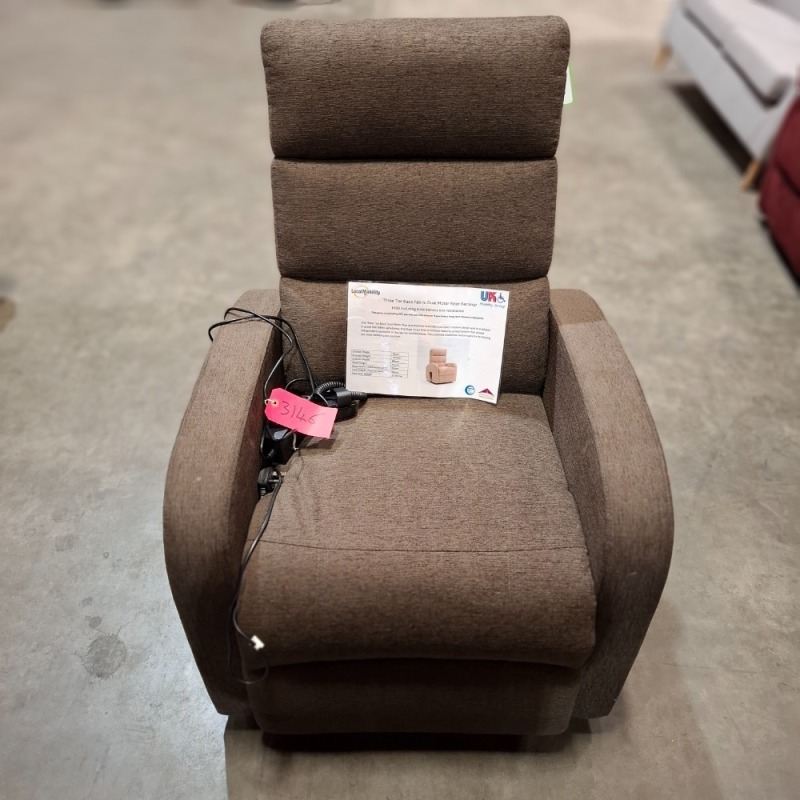 1 X THREE TIER BACK FABRIC DUAL MOTOR RISER RECLINER IN CHARCOAL - CONDITION OK - SOME MARKS. IN SIZE W 72 X H 103 X D 85 CM