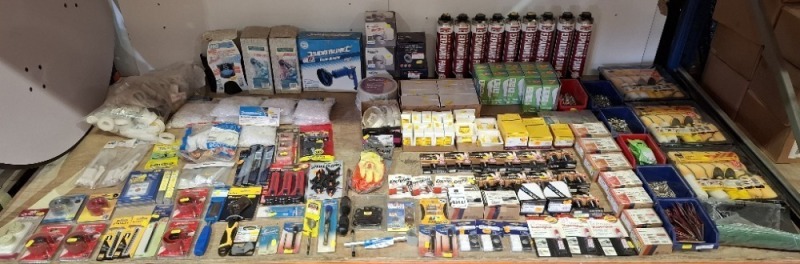60 + PIECE BRAND NEW MIXED LOT TO INCLUDE SOUDAL EXPANDING FOAM - VARIOUS DURACEL BATTERIES - SILVERLINE DRAIN BLASTER - PAINT ROLLER AND BRUSH SET - ROLSON ADJUSTABLE WRENCH - SNAP OFF KNIFE SETS - ENEGISER BATTERIES - DRY WALL SCRIM ETC