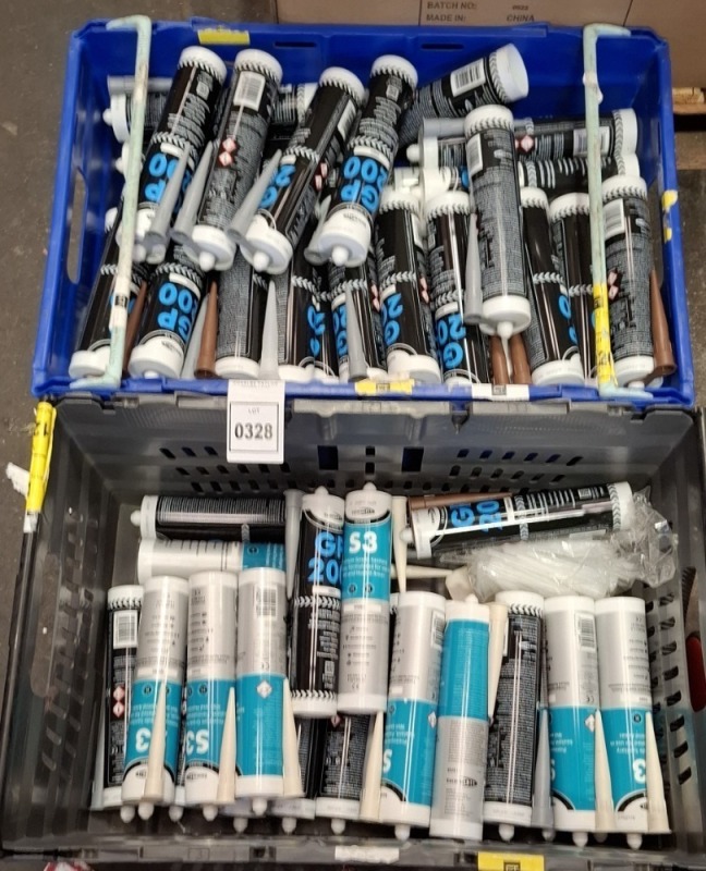 60+ MIXED SILICONE LOT TO INCLUDE BONDIT S3 PREMIUM GRADE SANITARY SEALANT IN IVORY - BONDIT GP 200 GREY - BOND IT GP 200 BROWN ETC IN 2 TRAYS