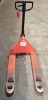 1 X WIDE FORK PUMP TRUCK IN RED